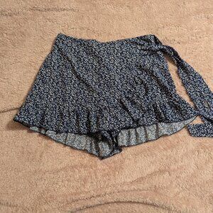 Shein Floral Wrap Skort, Size L